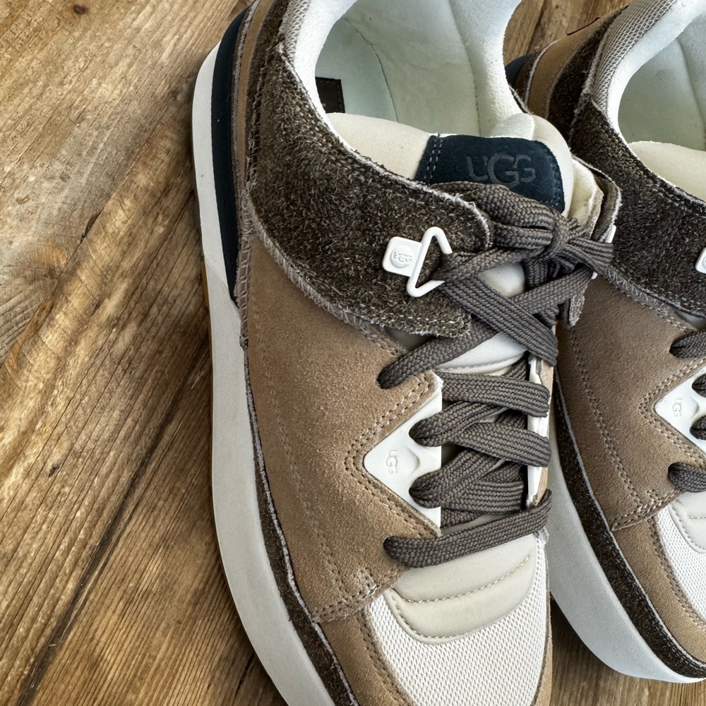 New Men’s UGG - Goldencush - Sand $160.00 USD Size 13 - Picture 6 of 11